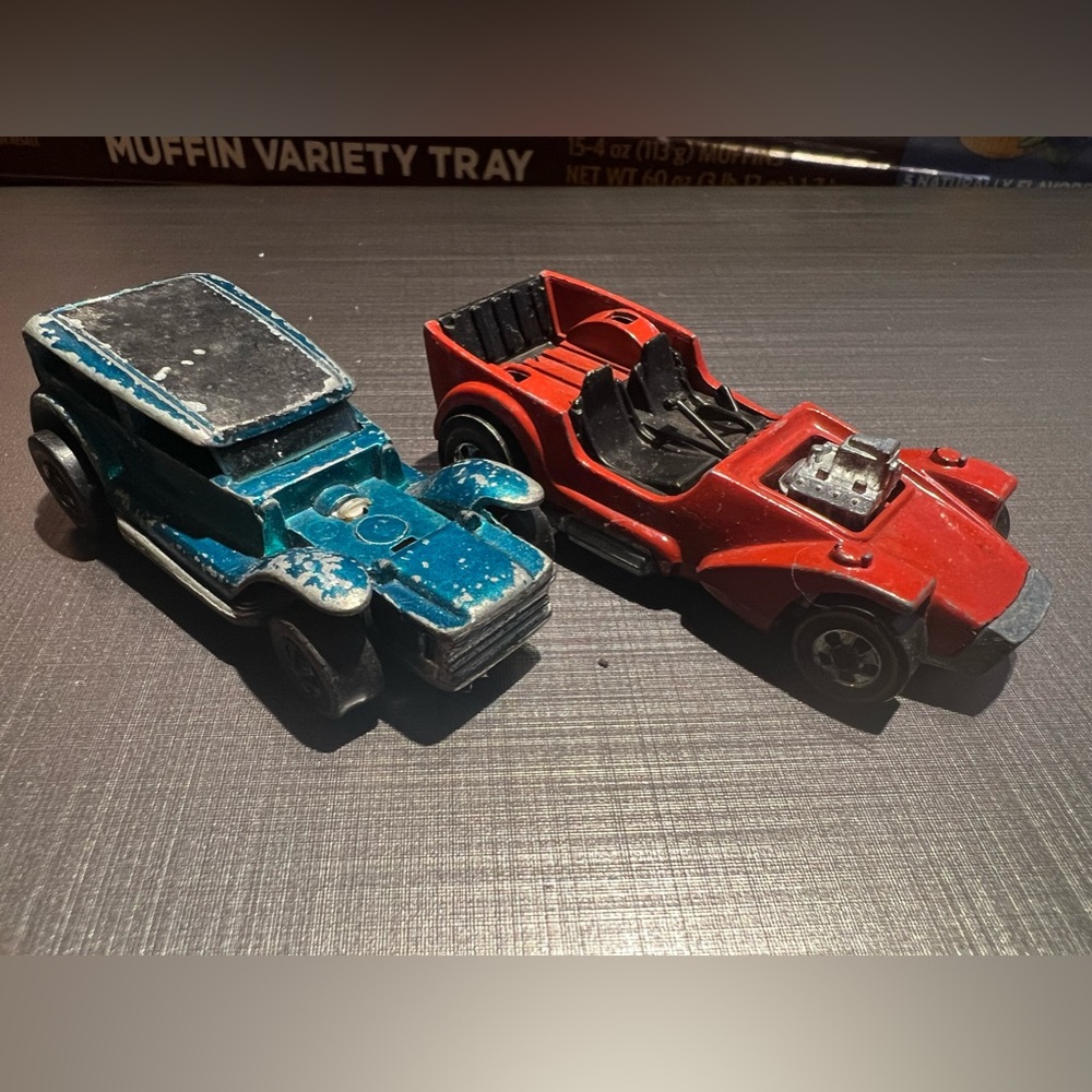 Hot Wheels Red Line pair